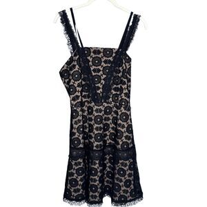 Lucy Paris Dress Womens Medium Black Lace Fit Flare V Neck Cocktail LPH603123